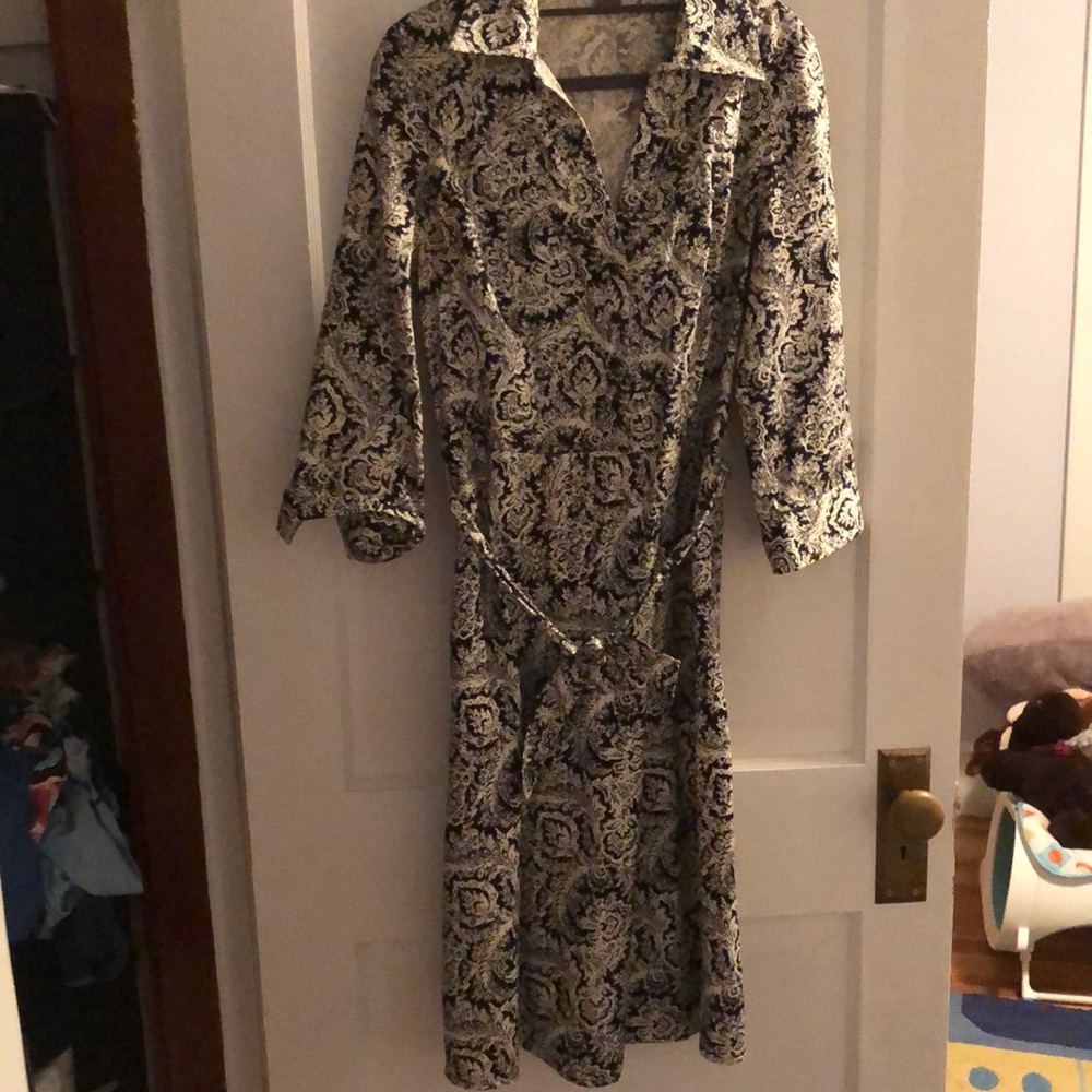 Ann Taylor black and white paisley dress